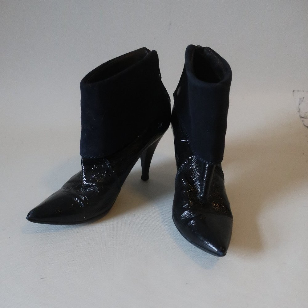 Francesco Morichetti Black Patent Leather/Navy Suede Bootie EUR 36/US 6 *